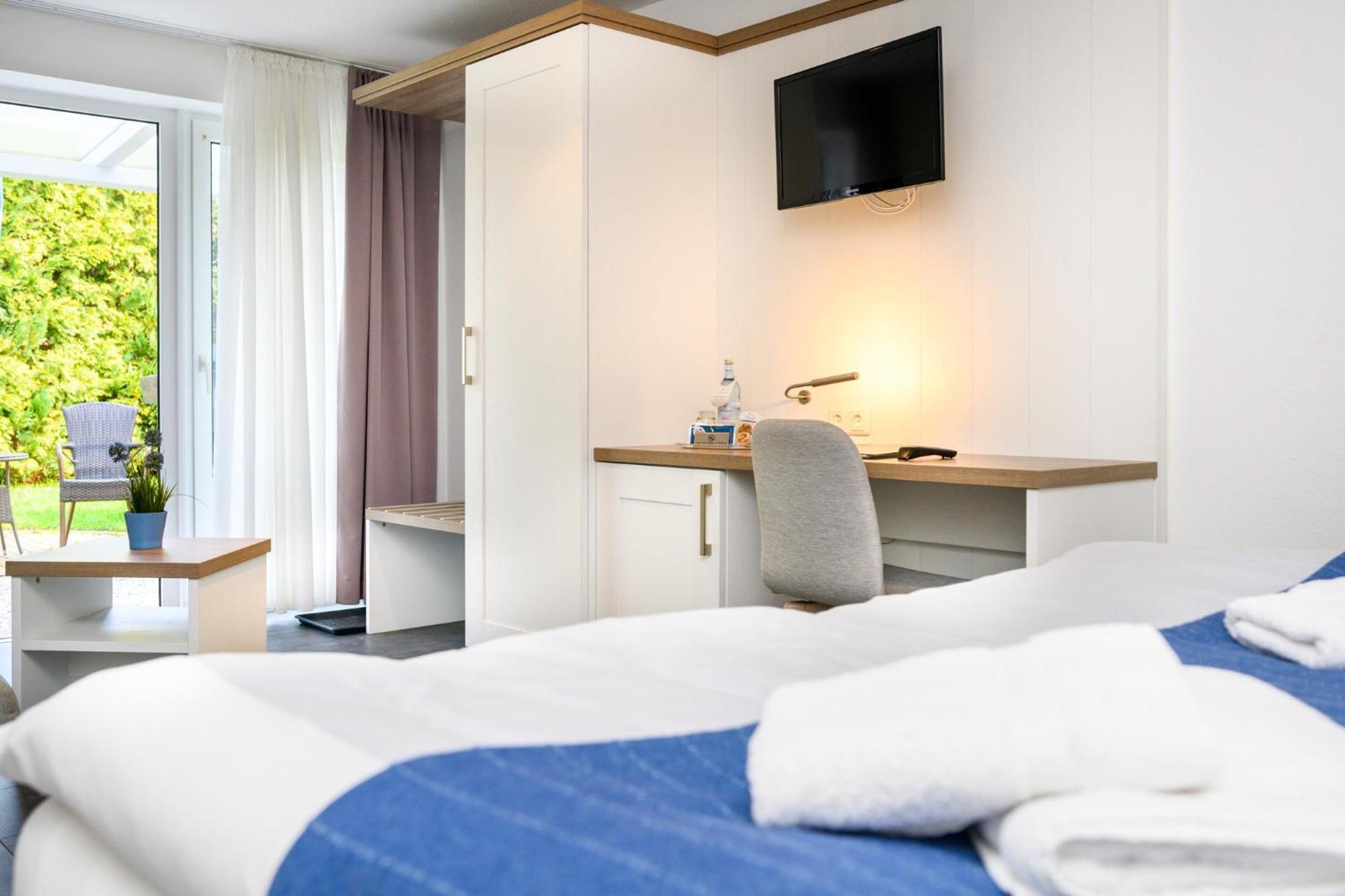 Hotel Zur Seemoewe Kirchdorf  Bilik gambar