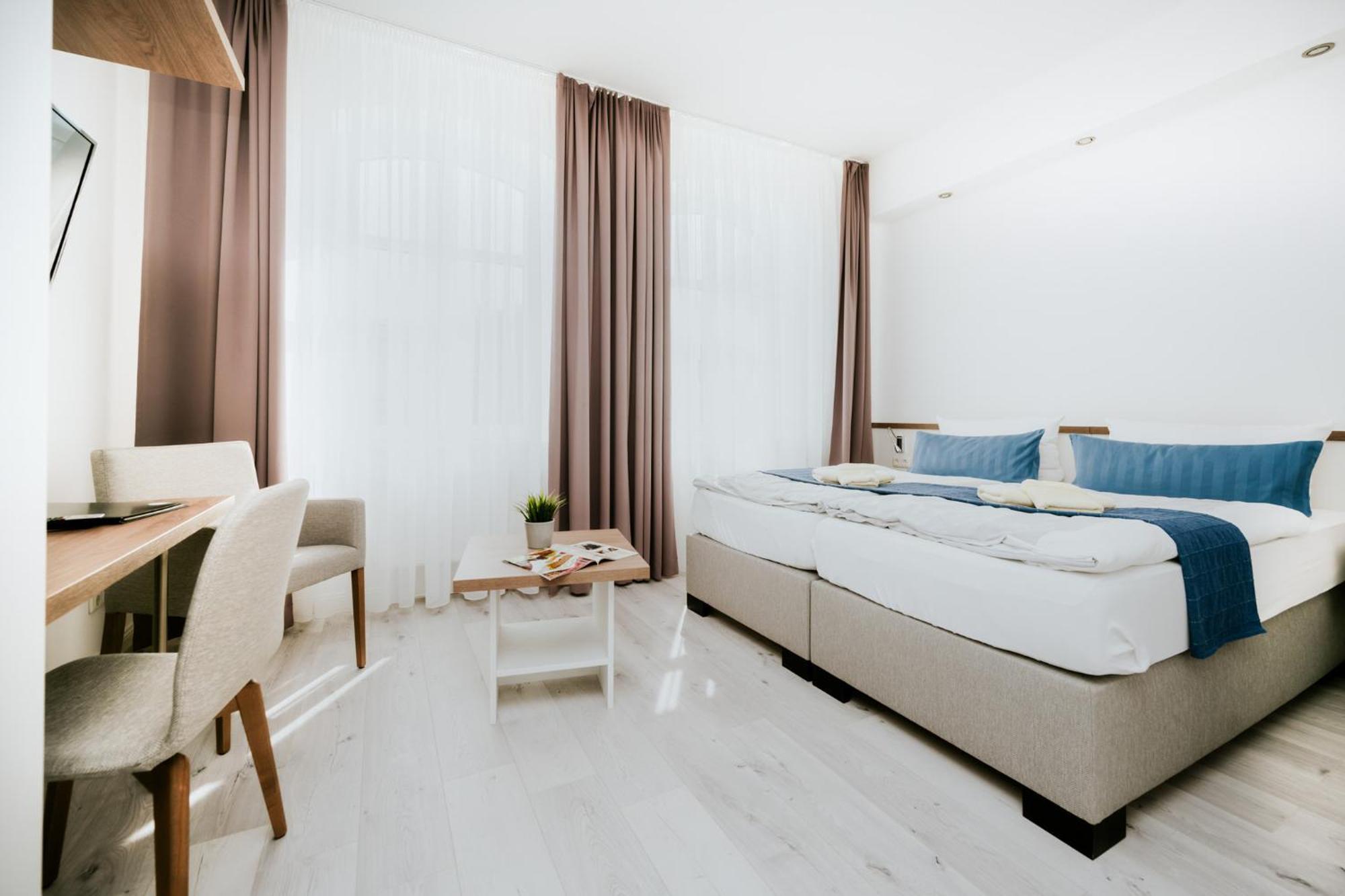 Hotel Zur Seemoewe Kirchdorf  Bilik gambar