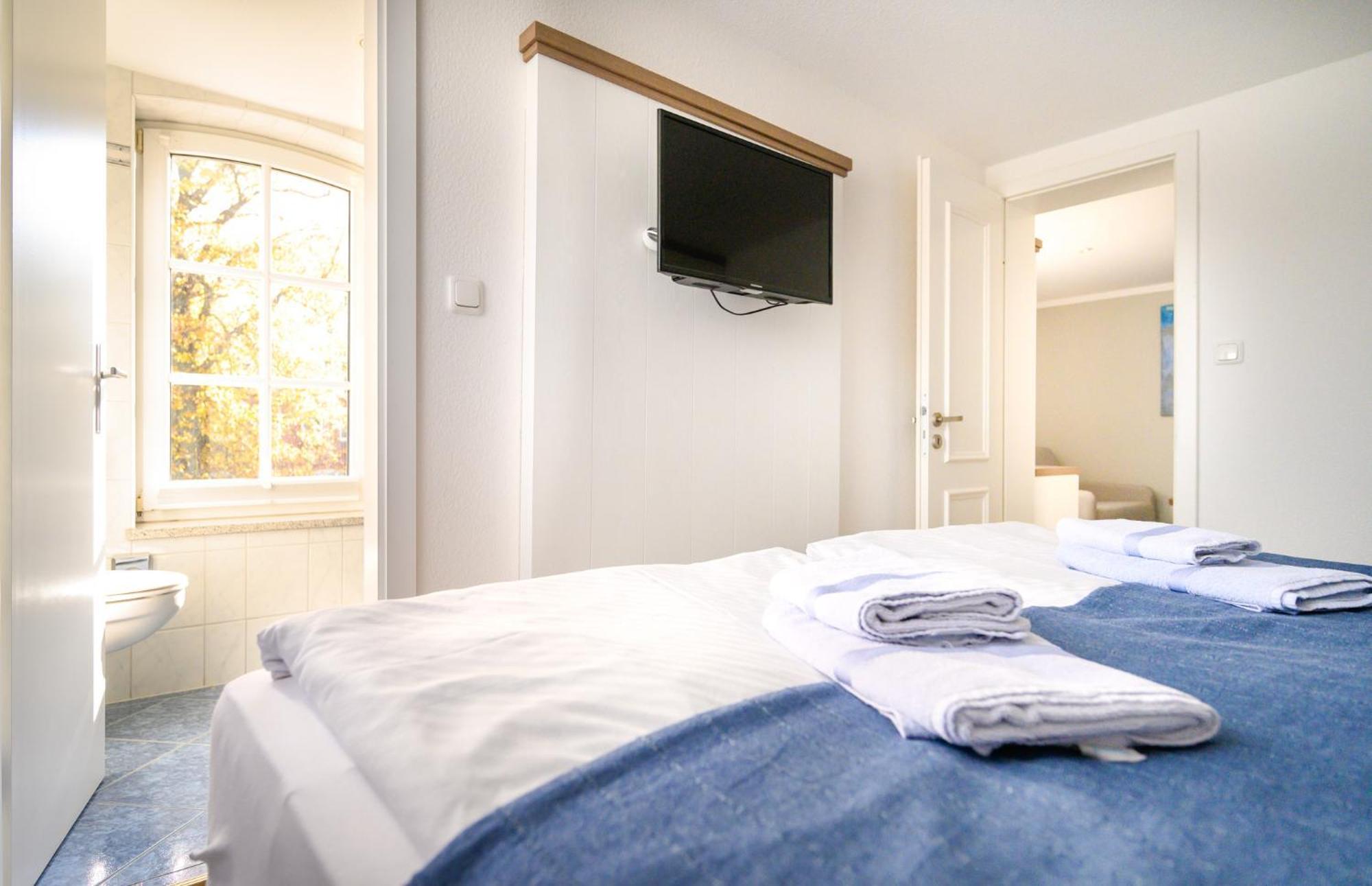 Hotel Zur Seemoewe Kirchdorf  Bilik gambar