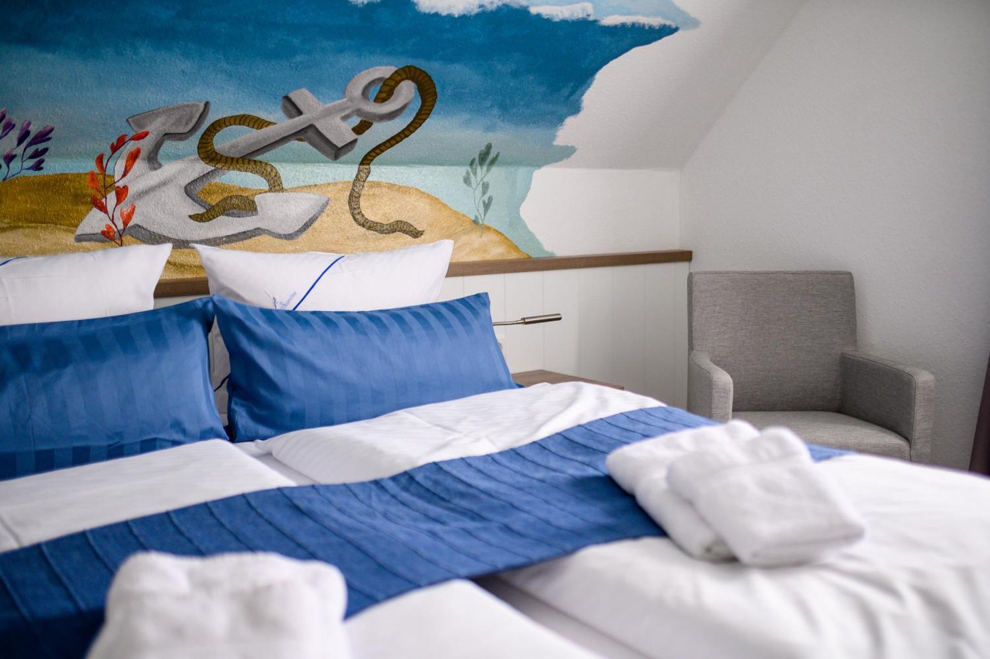 Hotel Zur Seemoewe Kirchdorf  Bilik gambar